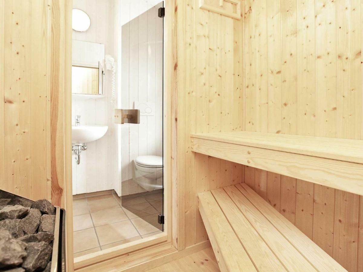 6 Person Holiday Home In Grömitz Exteriör bild